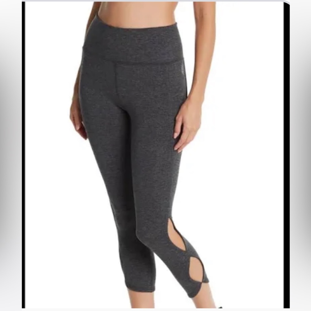 Free people, movement, gray - cut out cropped leggings - SZ SM